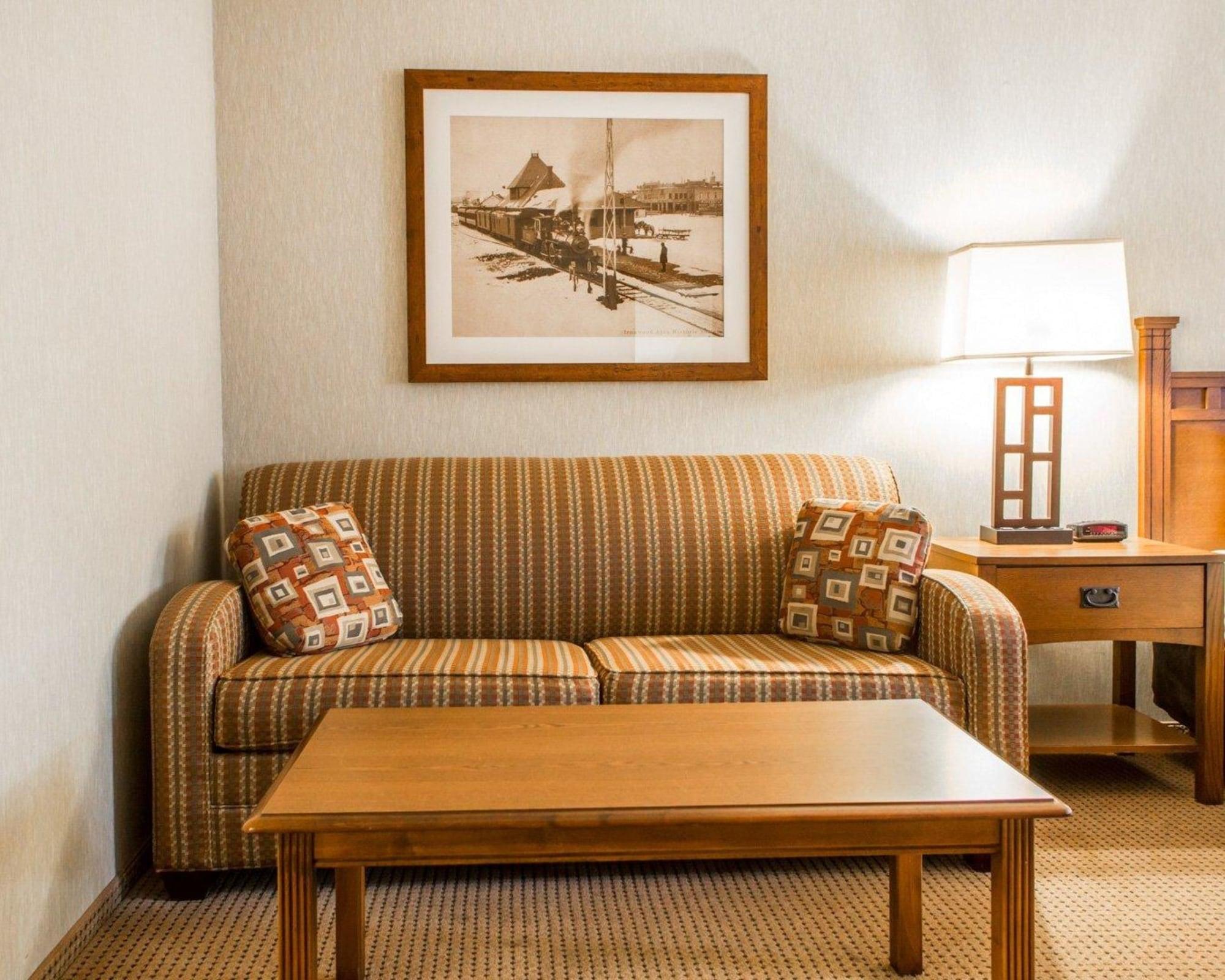 Quality Inn Ironwood Exterior photo