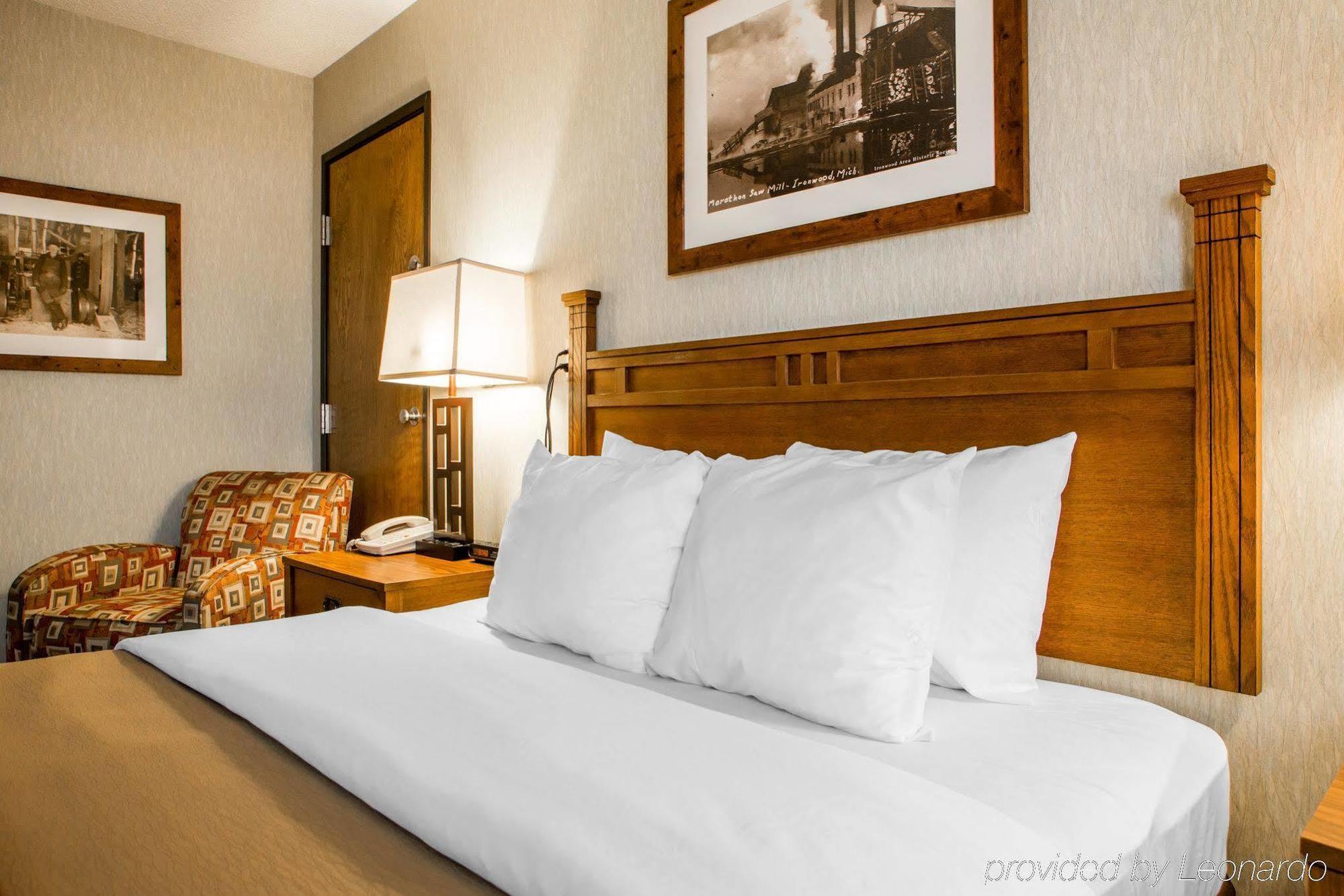 Quality Inn Ironwood Exterior photo