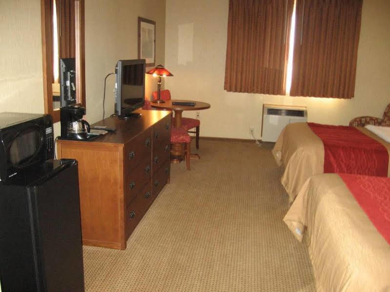 Quality Inn Ironwood Exterior photo